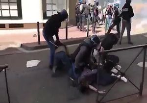 ضرب و شتم خبرنگاران حین پوشش تظاهرات جلیقه زردهاتوسط پلیس + فیلم