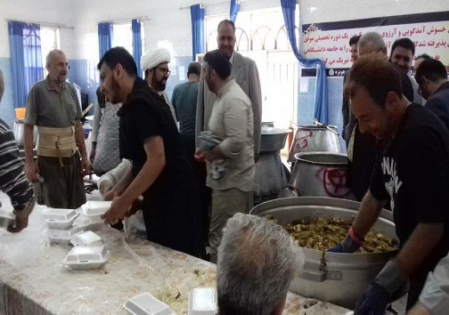 کمک رسانی قضات، کارکنان و اعضاء شورا&zwnj;های حل اختلاف خوزستان به سیل زدگان