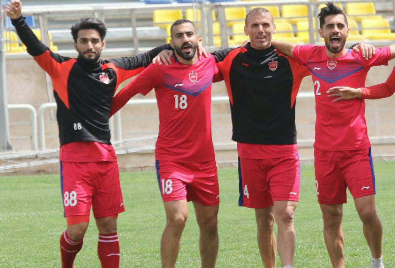 حضور ستاره مغضوب در تمرین امروز سرخپوشان