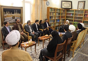 علوم غربی در دانشگاه‌ها باید بومی سازی شود/اعزام گروه های دانشجویی برای کمک به هموطنان سیل زده لرستان