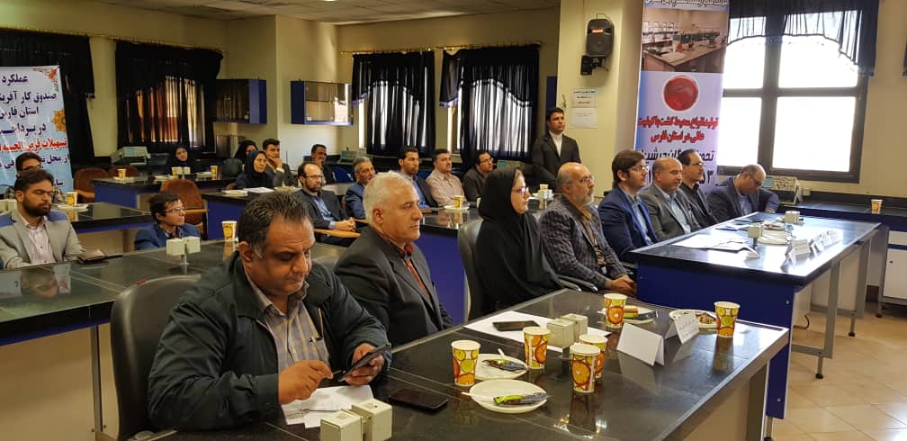 افتتاح همزمان ۷۸ طرح تولیدی فارس همزمان با هفته جوان