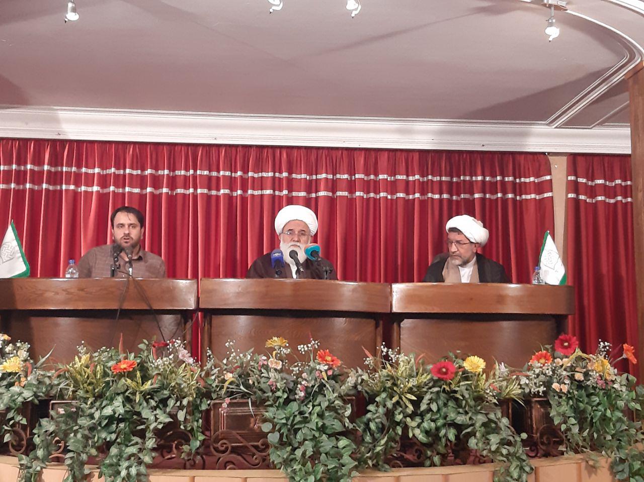 حجت&zwnj;الاسلام پارسانیا: منور الفکری در ایران به سرعت تحت تاثیر غرب قرار گرفت/ آیت&zwnj;الله رشاد: در عناصر منور الفکر یک نفر هم نداریم که بر سر یک دیدگاه خود ایستاده باشد