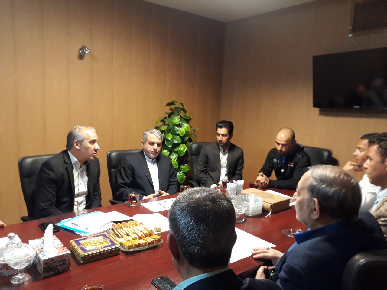 بازدید صالحی امیری از فدراسیون دوچرخه سواری