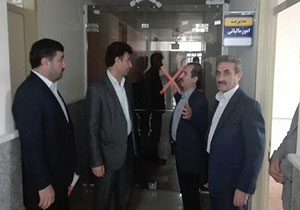 بازدید فرماندار مهاباد از اداره امور مالیاتی