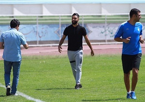 مشکل فرشید باقری با کاغذ بازی حل نمی‌شود