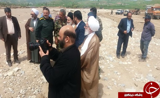 آیت الله حسینی بوشهری بر استمرار کمک رسانی به سیل زدگان تاکید کرد+عکس
