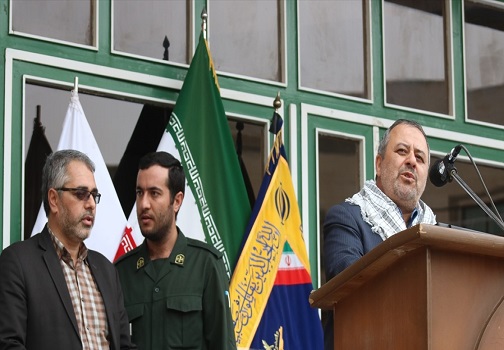تجمع دانشجویان دانشگاه آزاد اسلامی واحدتبریز درحمایت از سپاه پاسداران
