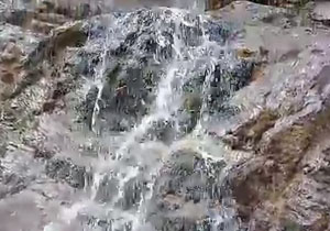 آبشار زیبا و دیدنی در «بم» + فیلم
