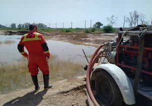 جهت تسکین روانی سیل زدگان همچنان در اردوگاه ها حضور داریم