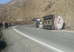 واژگونی ۳ تانکر حامل مواد شیمایی در استان کردستان