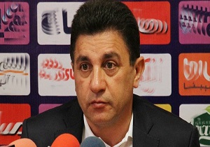 قلعه‌نویی به نشست خبری دیدار با سایپا نرسید