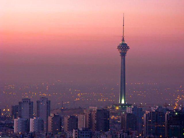 برج میلاد امشب قرمز می&zwnj;شود