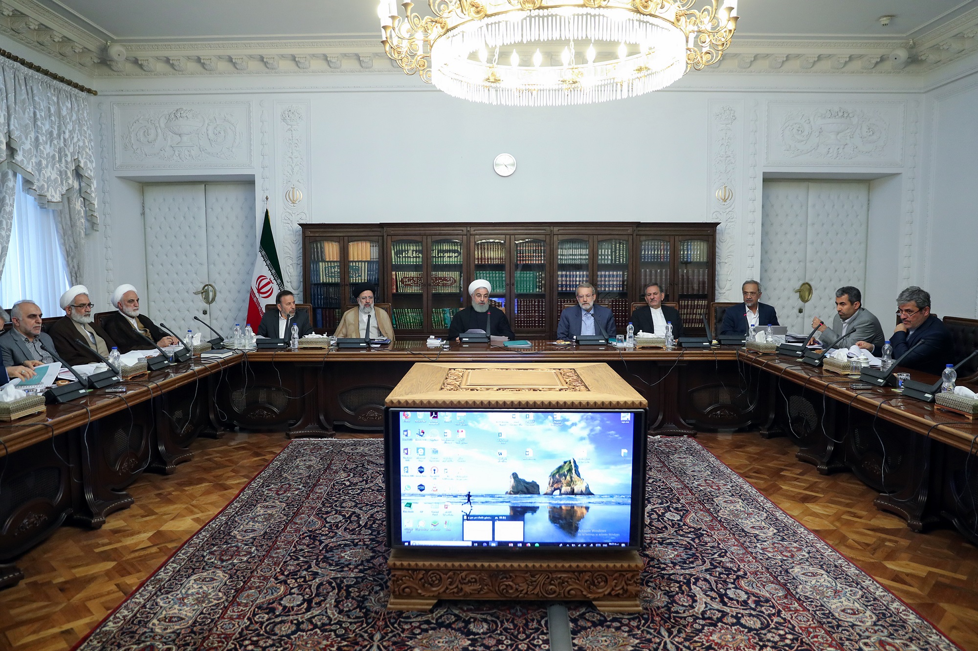 شورای عالی هماهنگی اقتصادی با حضور سران قوا تشکیل شد
