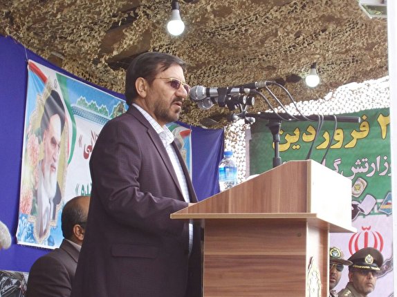 هنگامی که سپاه و ارتش و نیروهای مسلح در این کشور هستند ما عزتمندیم