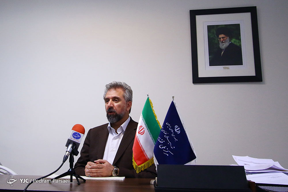 دریافت گزارش آخرین وضعیت هاتگرام و تلگرام طلایی/ به شکستن محاصره دشمن در توییتر نزدیک شدیم/ وزارت ارتباطات وظیفه اصلی شبکه ملی اطلاعات را بر عهده دارد