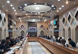 توزیع۵۰ تن مرغ گرم به&zwnj;زودی در قم/ وضعیت بهتر امنیت جاده&zwnj;های قم درسال جدید/امنیت هرچه بیشتر زائران چادرنشین تامین شود