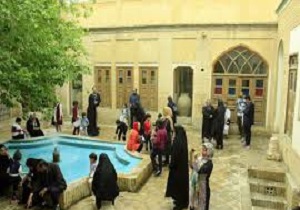 اجرای رایگان تور قم گردی ویژه مسافران نوروزی