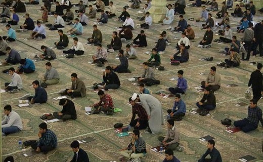 آزمون ورودی حوزه&zwnj;های علمیه برگزار شد