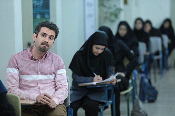 گریم جدید هوتن شکیبا در &laquo;فوق لیسانسه&zwnj; ها + عکس