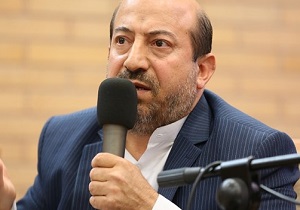 نباید از تربیت دینی نونهالان غافل شد/تشویق دانش آموزان نخبه قرآنی در حد پول یک ساندویچ است