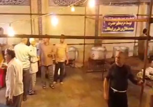 خدمات‌دهی موکب حضرت محمد هلال بن علی(ع) به سیل‌زدگان + فیلم