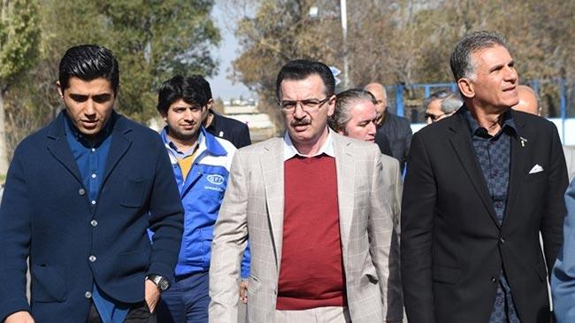 مالک باشگاه تراکتور: تاج و سلطانی فر مناظره با من را قبول نمی کنند/ فروزان به جای شکایت جواب گلهایی که خورده را بدهد/باخت ما باید در آسیا کارشناسی شود