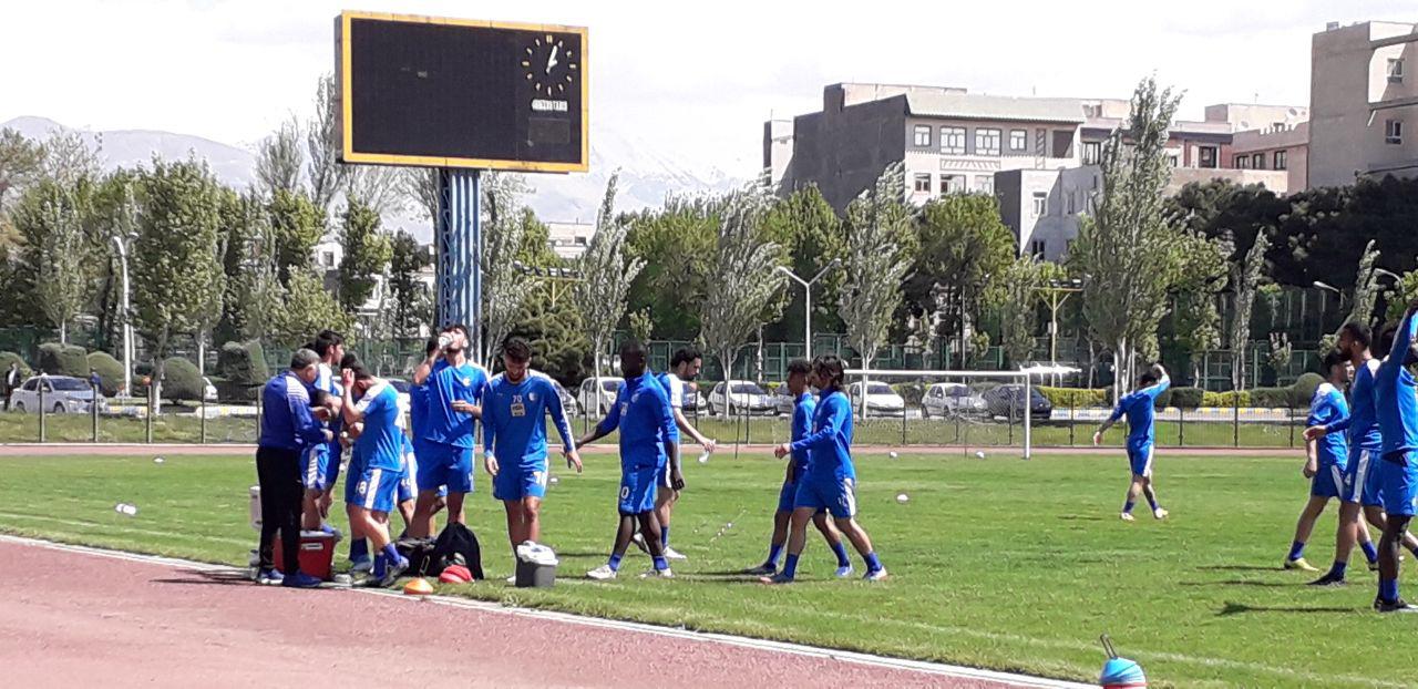 گفتگوی باشوی استقلال با سرپرست تیمر نکات شفر به منتظری