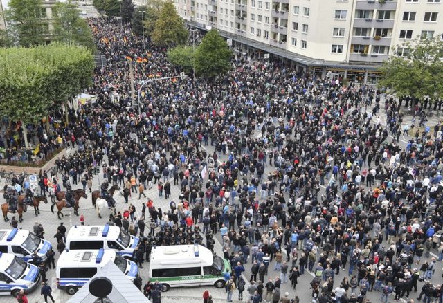 تظاهرات مخالفان تغییر قوانین اینترنتی اروپا در آلمان