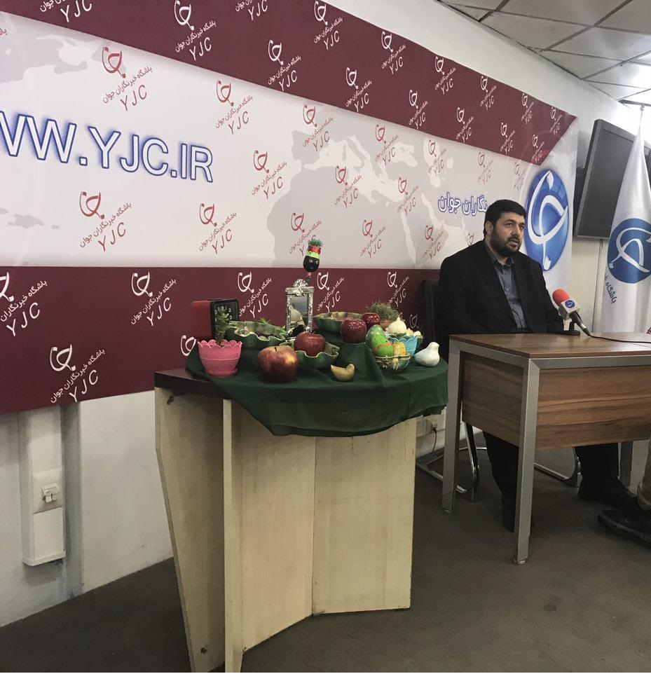 ناوگان اورژانس کشور چشم انتظار بالگردهای دید در شب/توسعه پایگاه&zwnj;های اورژانس روستایی در دستور کار/ آینده کشور به رشته پزشکی محدود نمی&zwnj;شود