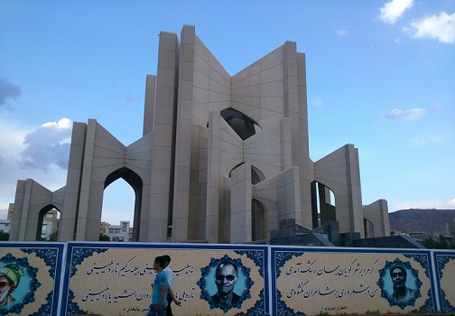 مقبرة الشعراء نگین انگشتر ادبیات آذربایجان شرقی