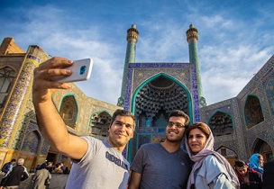 بازدید یک میلیون و سیصد هزار نفر گردشگر نوروزی از آثار تاریخی اصفهان