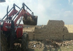 قلع و قمع یک مورد ساخت و ساز غیر مجاز در شهرستان البرز