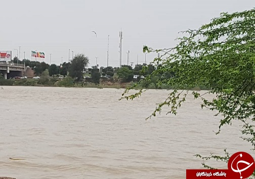 دبی رودخانه کارون در اهواز تا ۲ هزار و ۵۰۰ مترمکعب افزایش می&zwnj;یابد/هشدار درخصوص مسدود شدن جاده&zwnj;های ساحلی و آبگرفتگی پارک&zwnj;های ساحلی اهواز