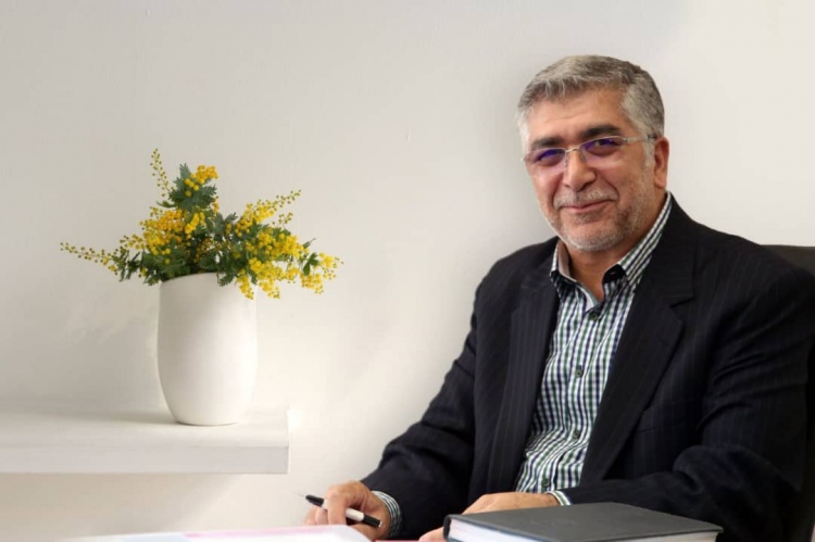 عدهای در بدنه دولت تولید داخلی را دور میزنند/ باید به توافق ملی در حوزه اقتصاد دانش بنیان برسیم/ شرایط پیشرفت را در حال تحریم فراهم کنیم عدهای در بدنه دولت تولید داخلی را دور میزنند/ باید به توافق ملی در حوزه اقتصاد دانش بنیان برسیم/ شرایط پیشرفت را در حال تحریم فراهم کنیم