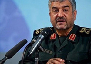 بازدید فرمانده کل سپاه از مناطق سیل زده گلستان
