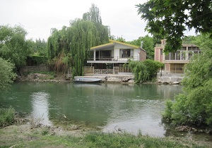 تخلیه ویلاهای باغ بهادران برای جلوگیری از وقوع حوادث ناگوار