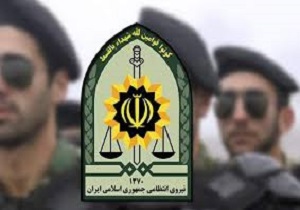 آمادگی پلیس آبادان برای کمک به مناطق گرفتار در سیل