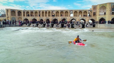حجم آب زاینده‌رود ۵ برابر می‌شود