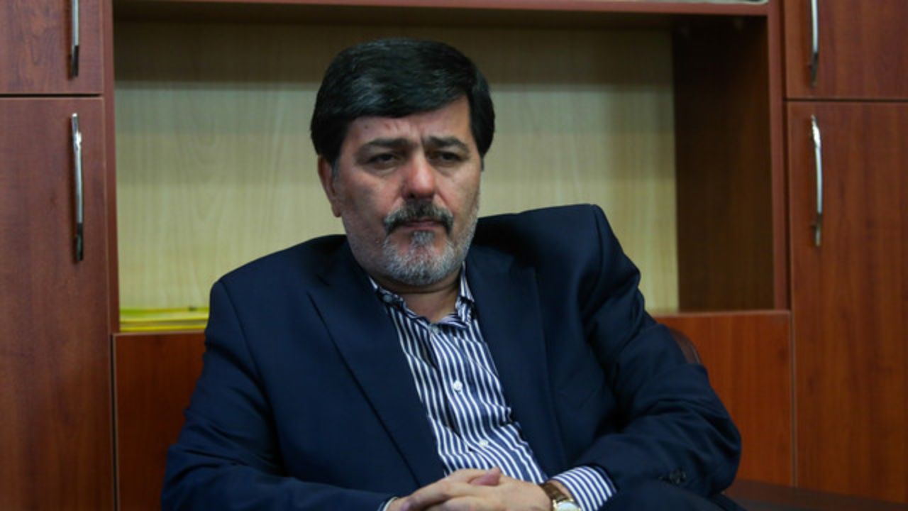 دولت برای عبور از بحران&zwnj;ها، سکوت را ترجیح می&zwnj;دهد/ واعظی سخنگوی غیررسمی دولت است/ چاره&zwnj;ای جز حمایت از روحانی نداریم