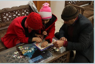 راه اندازی ایستگاه نقاشی نوروز در مجموعه باغ فین کاشان