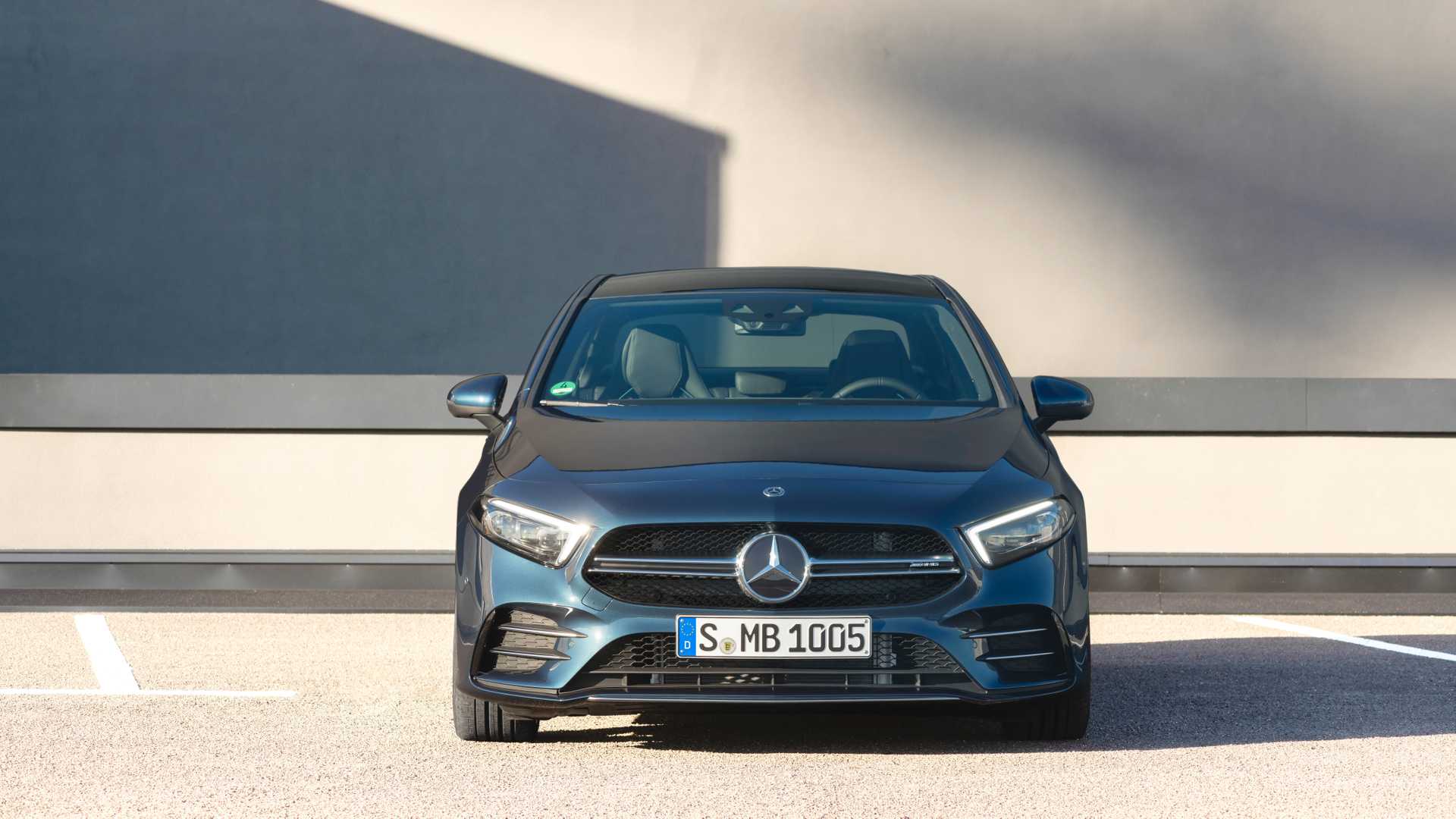 مرسدس A35 AMG سدان معرفی شد +تصاویر