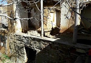 سیل جان مرد سمیرمی را گرفت / تخریب منزلی درد محله قلعه رستم