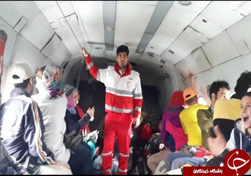 ۴۰ نفر گرفتار در آبشار 