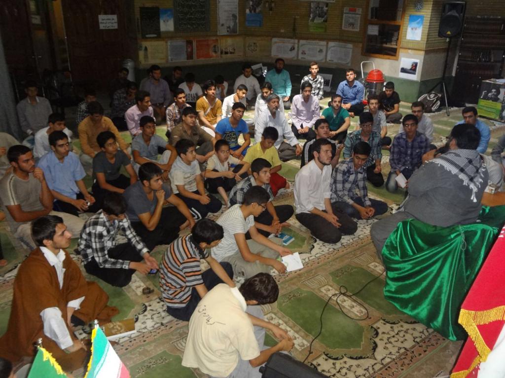 پیمودن مسیر بندگی دانش آموزان از بهار طبیعت تا بهار قرآن