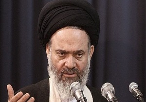 نمازخانه‌های بین راهی تجهیز شوند/با روحیه جهادی کار‌ها را پیش ببرید و توکل به خدا داشته باشید
