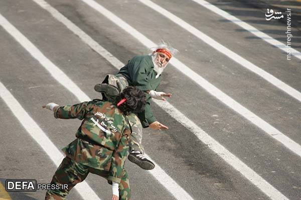 ۲۵ سال نماز حاجات خواندم تا بتوانم مقابل رهبر انقلاب نمایش اجرا کنم