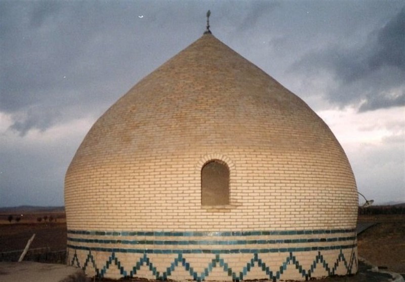 فراهان دیار مفاخر، گرشگران نوروزی را فرا می خواند