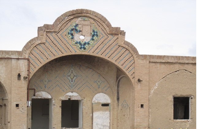 فراهان دیار مفاخر، گرشگران نوروزی را فرا می خواند