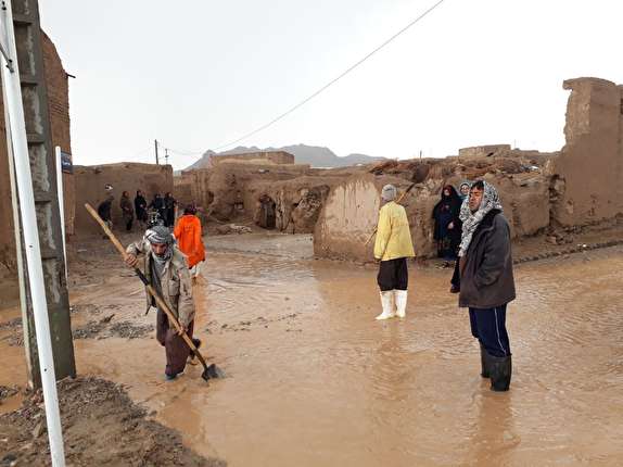 ایجاد روان آب وسیلاب در زیرکوه و سربیشه