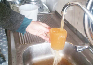 مشکل آب شرب در شهرستان سامان